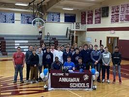 VanHyfte Signs NLI with EIU